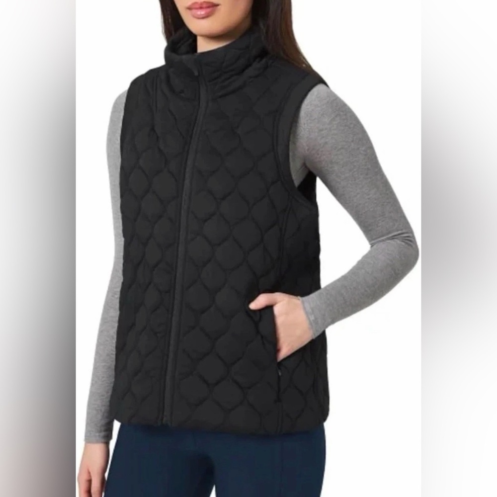 Kirkland Signature Women's Quilted Active Vest Black Size Small NWT Full Zip